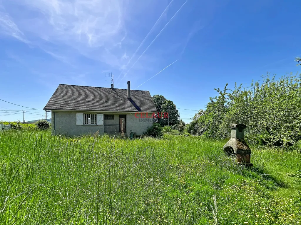 CHARMANTE MAISON AVEC COMBLES AMENAGEABLES SECTEUR VAYRAC