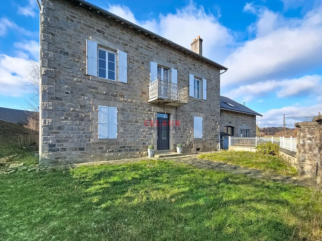 MAISON AVEC D&Eacute;PENDANCE