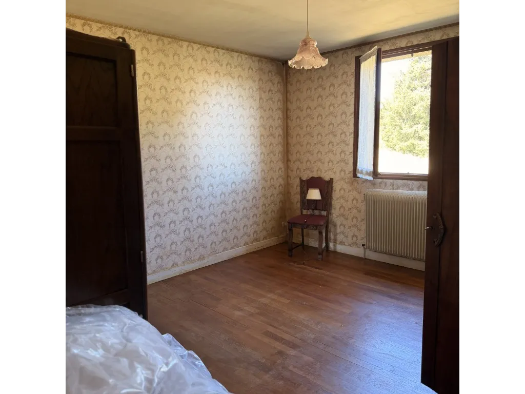 Maison sur secteur calme &agrave; Egletons