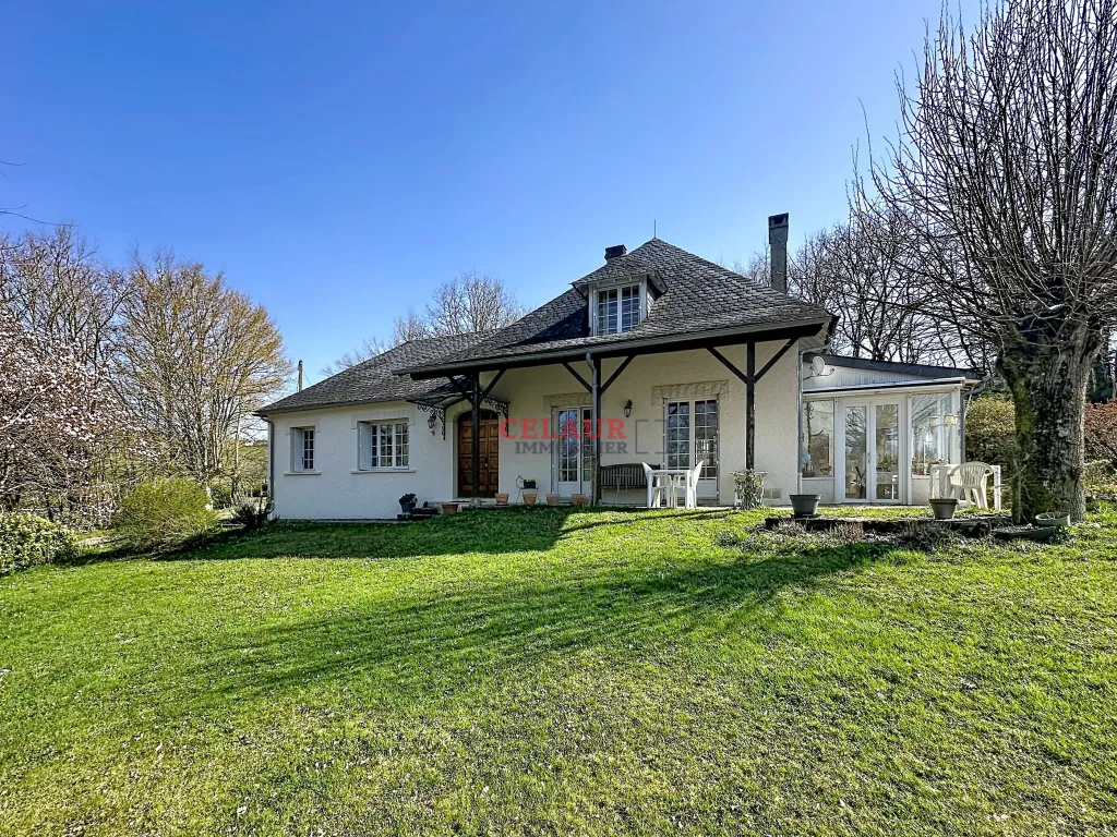 PAVILLON AVEC VIE DE PLAIN-PIED