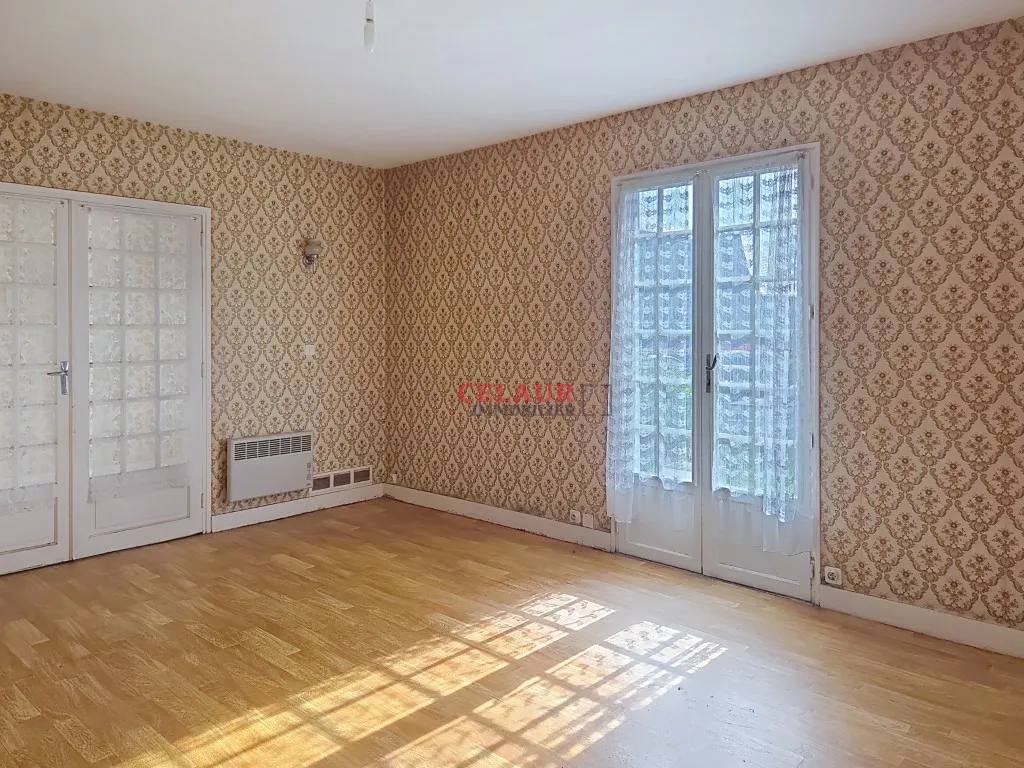 PLAIN PIED &Agrave; CHAMBERET