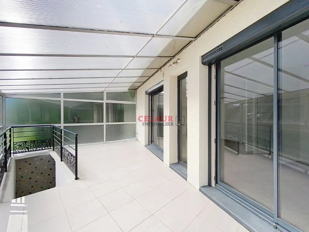 AGR&Eacute;ABLE MAISON &Agrave; VIGEOIS