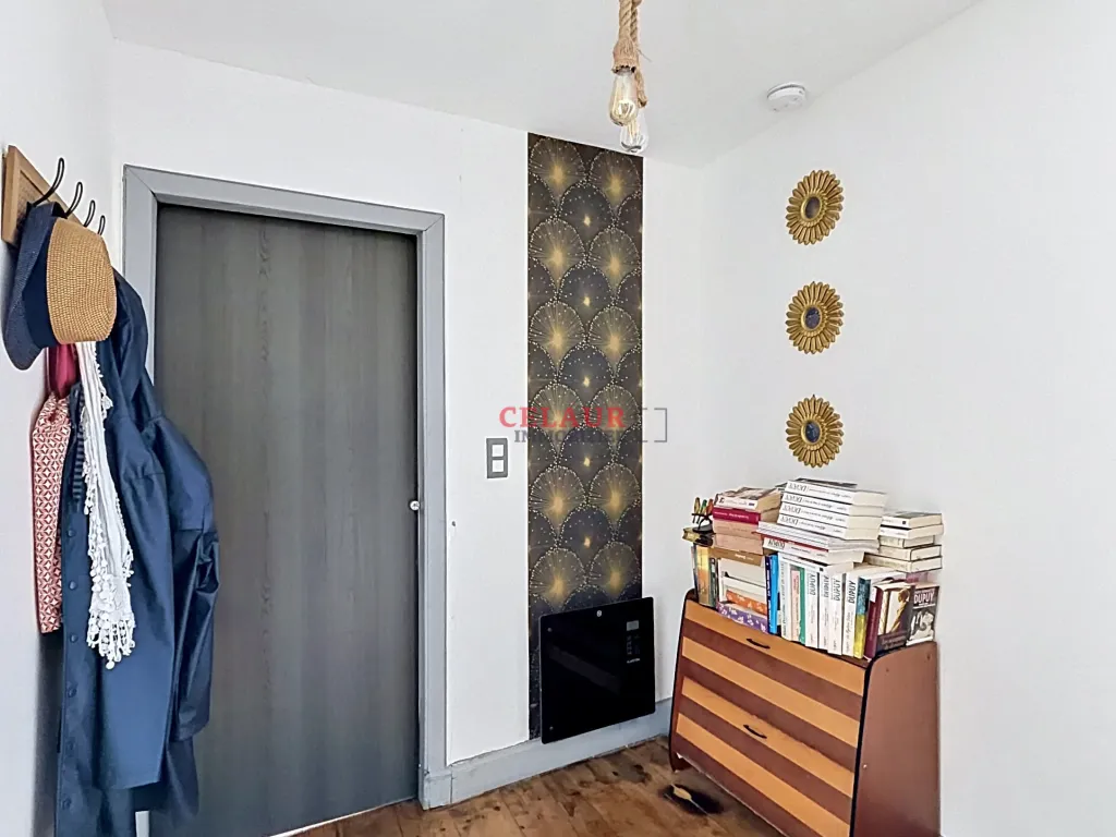 TRES JOLIE RENOVATION AVEC TERRAIN ET VUE MONTAGNES