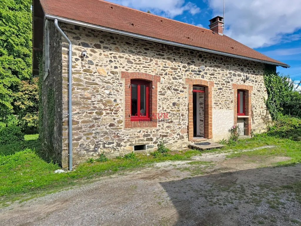 Charmante propri&eacute;t&eacute; situ&eacute;e au calme