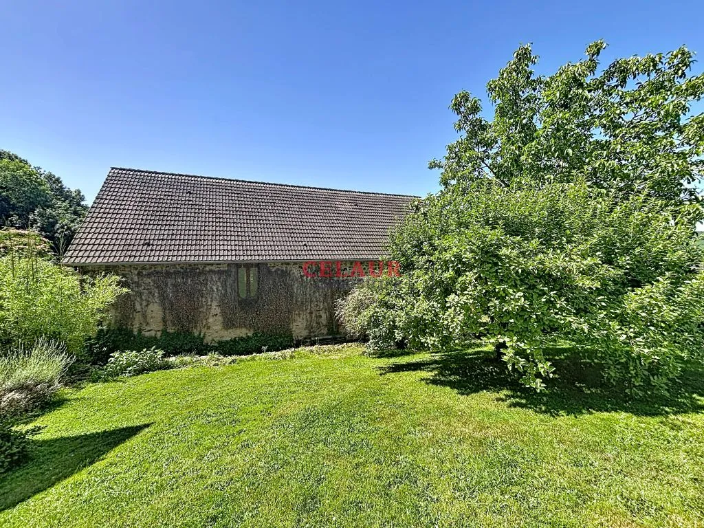 HISTORIC RESIDENCE WITH DOVECOTE, OUTBUILDING, SWIMMING POOL AND WOODED PARK