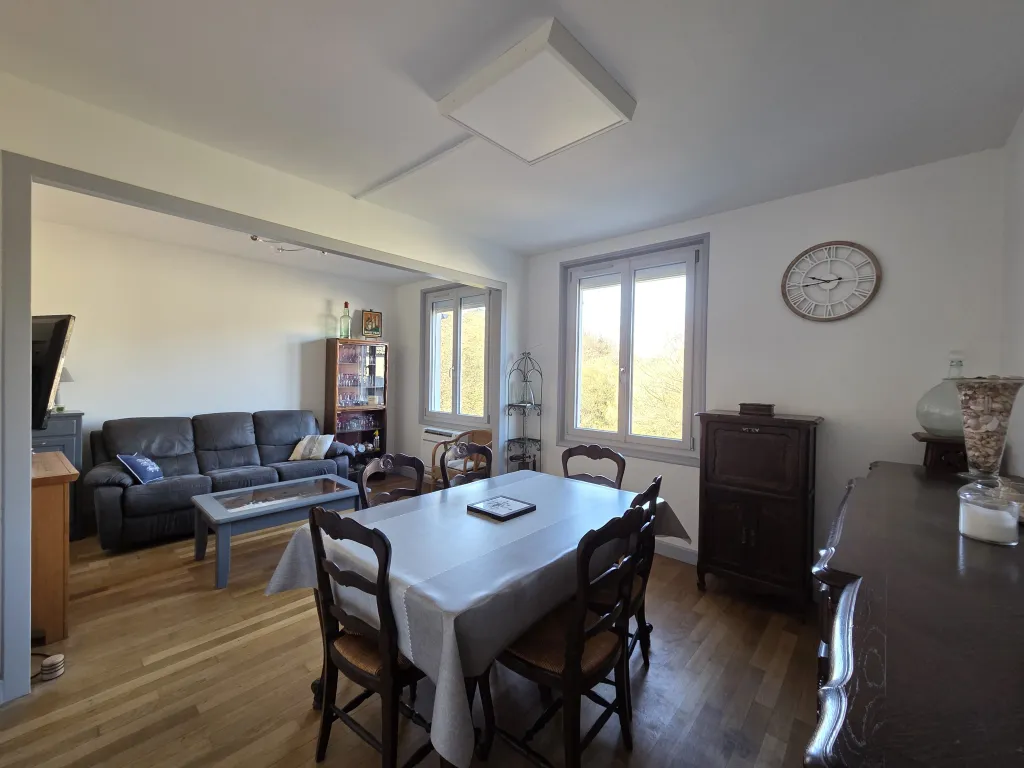 MAISON avec jardin