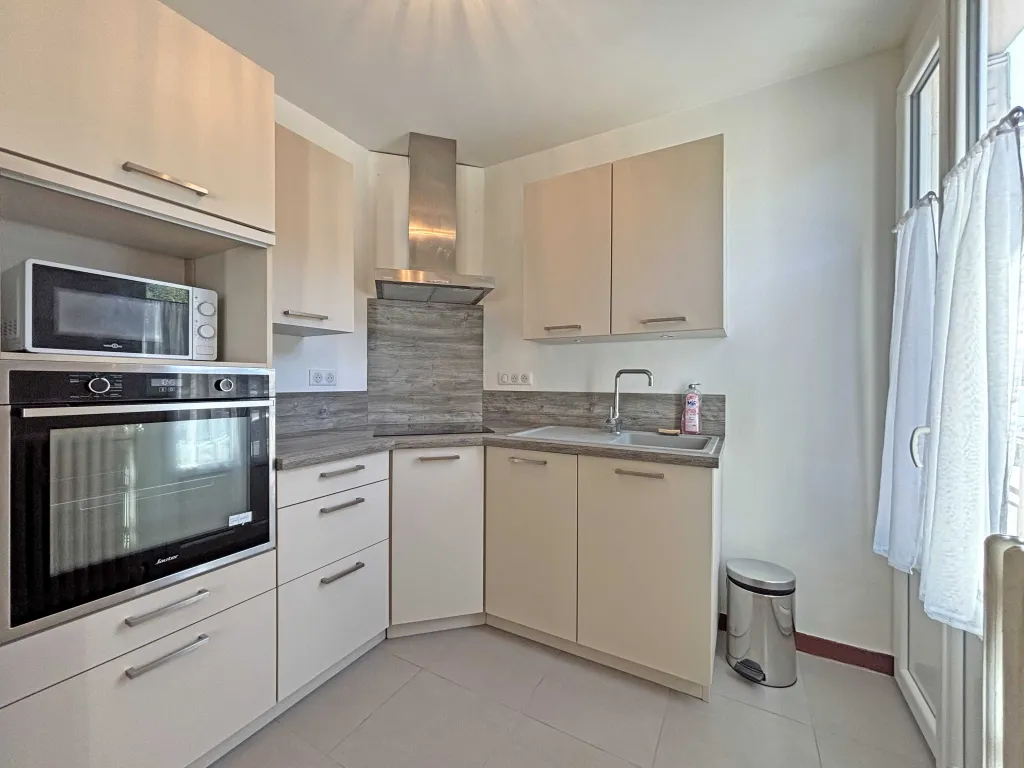 Appartement T2 enti&egrave;rement r&eacute;nov&eacute;