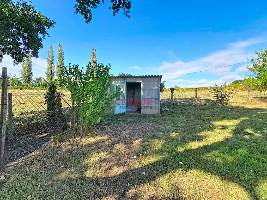 MAISON &Agrave; EYBURIE