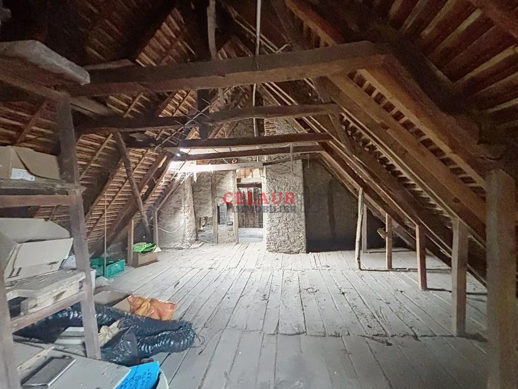 IMMEUBLE A RENOVER