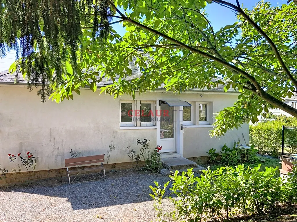 JOLIE MAISON AVEC JARDIN