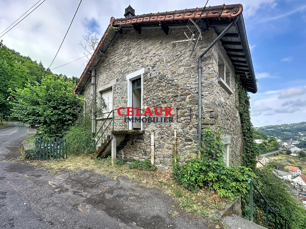 MAISON AVEC POTENTIEL LOCATIF