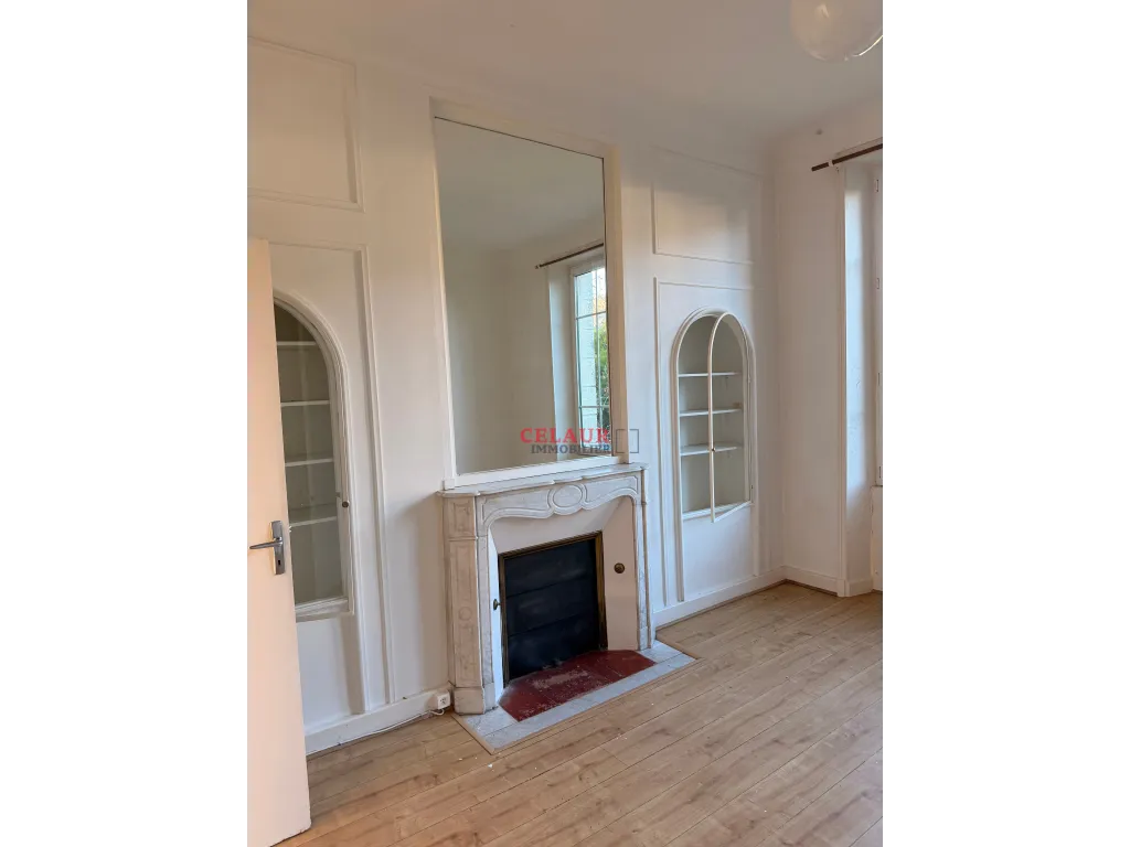 Maison bourgeoise en plein centre