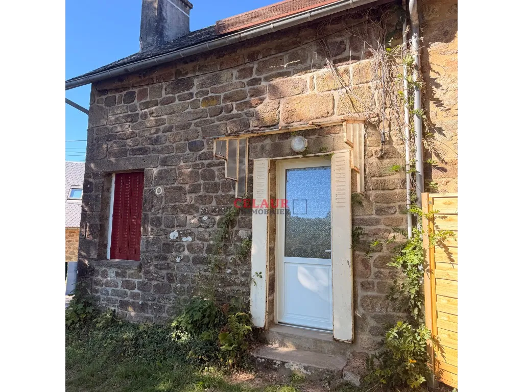 Petite maison en pierre entre Egletons et Marcillac