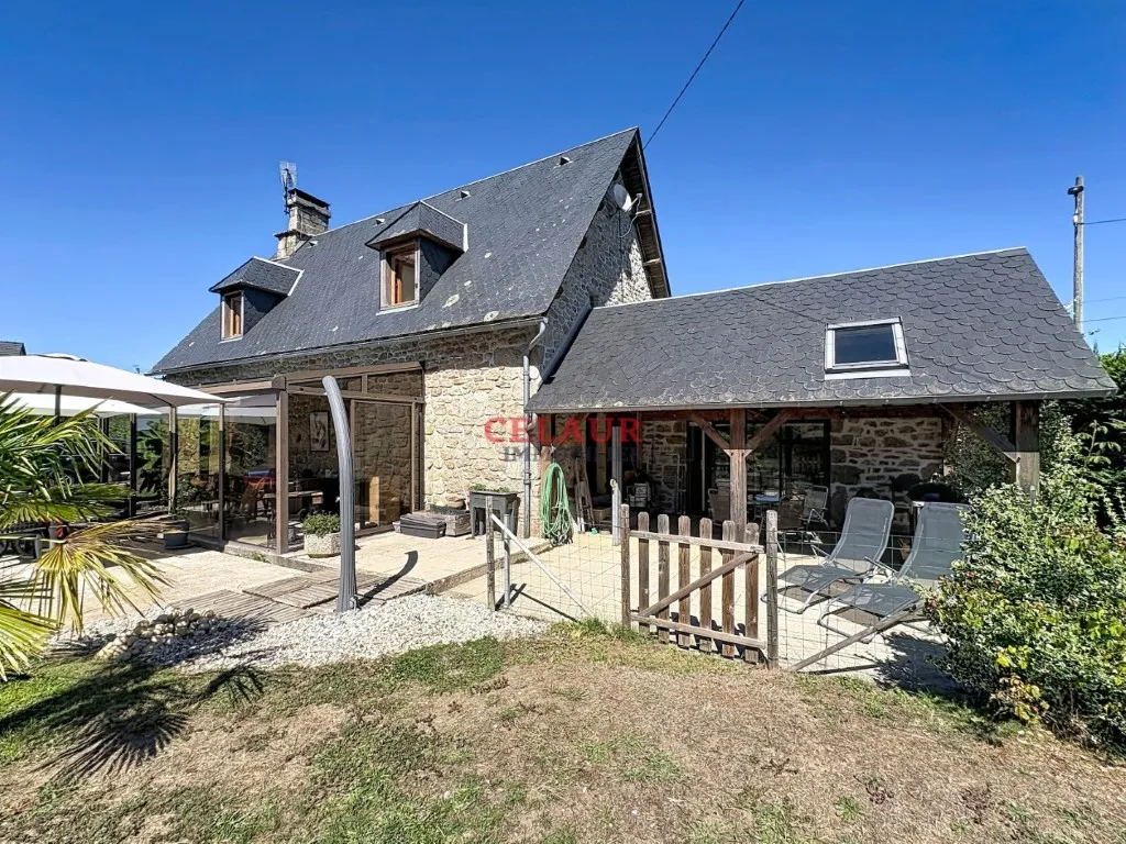 Propri&eacute;t&eacute; maison pierre piscine et grange