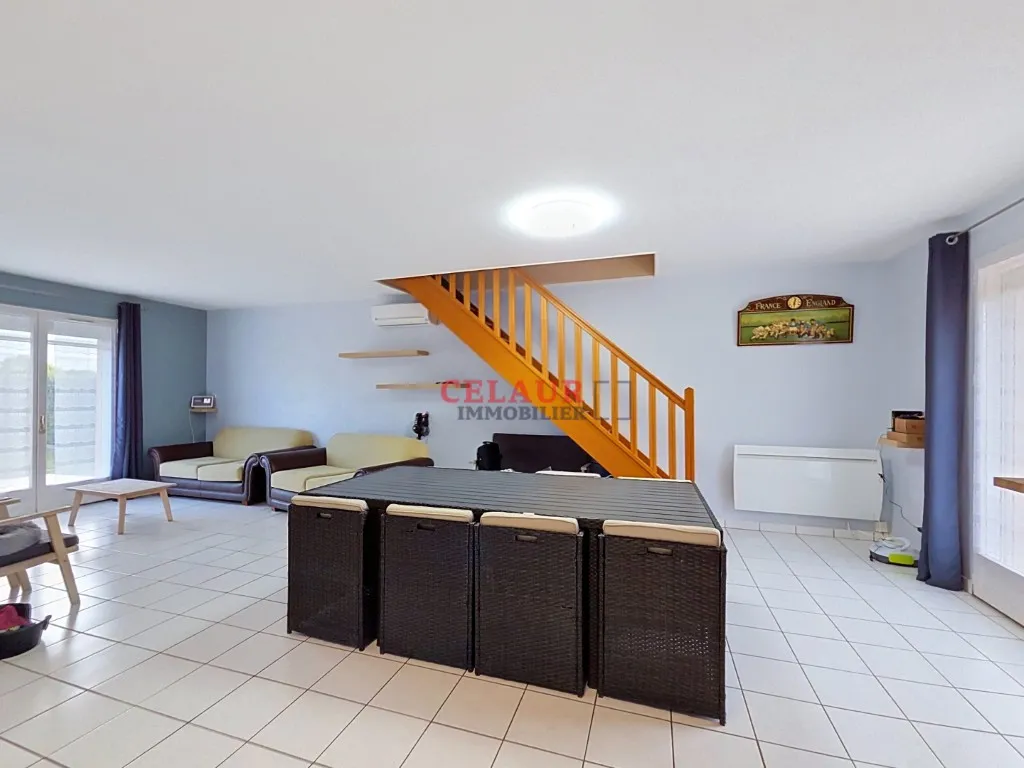 MAISON CONFORTABLE AVEC JARDIN