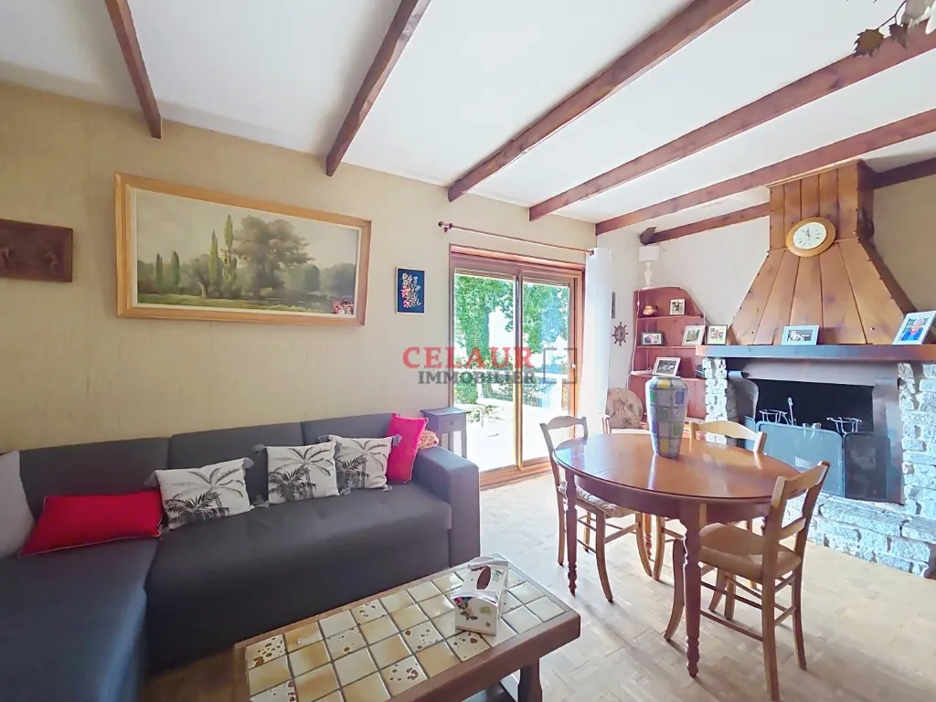 Maison situ&eacute;e &agrave; la campagne