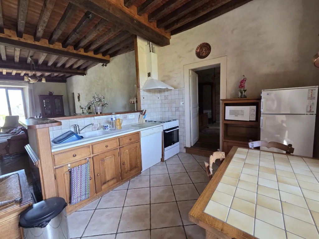 PROPRIETE D'EXCEPTION avec jolie vue